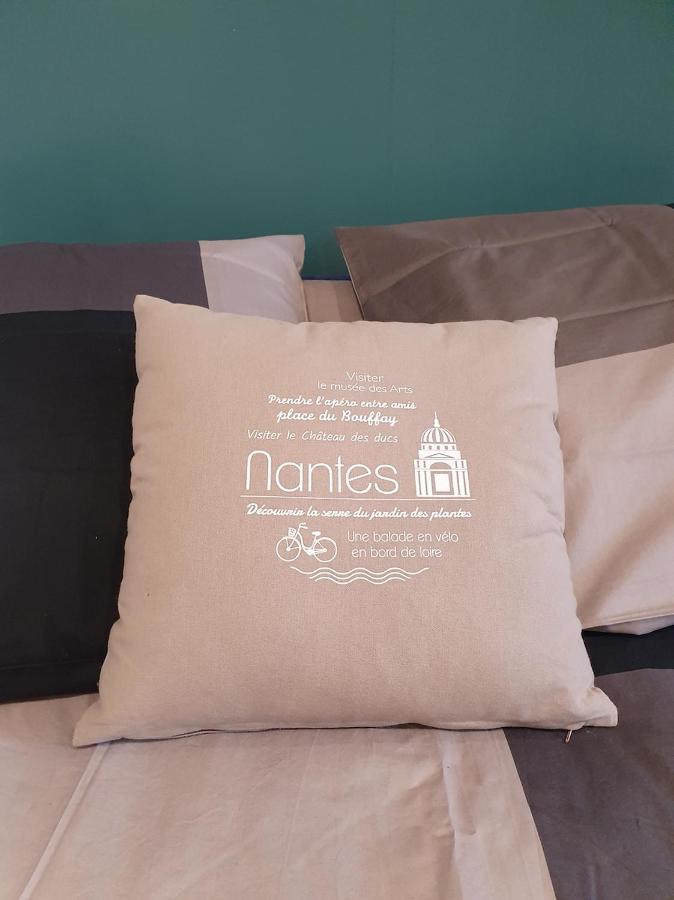 Le Nantais - Appartement Avec Chambre - Hypercentre De น็องต์ ภายนอก รูปภาพ